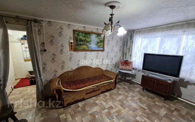 2-комнатная квартира, 36 м², 2/2 этаж, Жанасова 39 за 8 млн 〒 в Жезказгане — фото 2