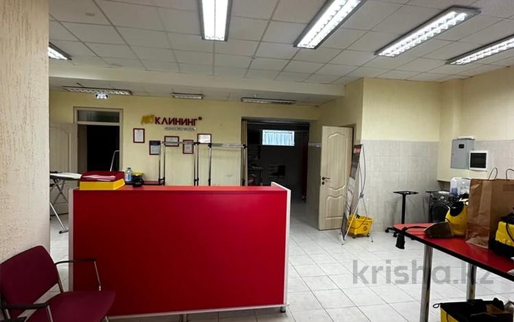 Свободное назначение, офисы, магазины и бутики, салоны красоты, фитнес и спорт, медцентры и аптеки, образование, развлечения, конференц-залы, кабинеты и рабочие места, студии · 107 м² за 200 000 〒 в Косшы — фото 2