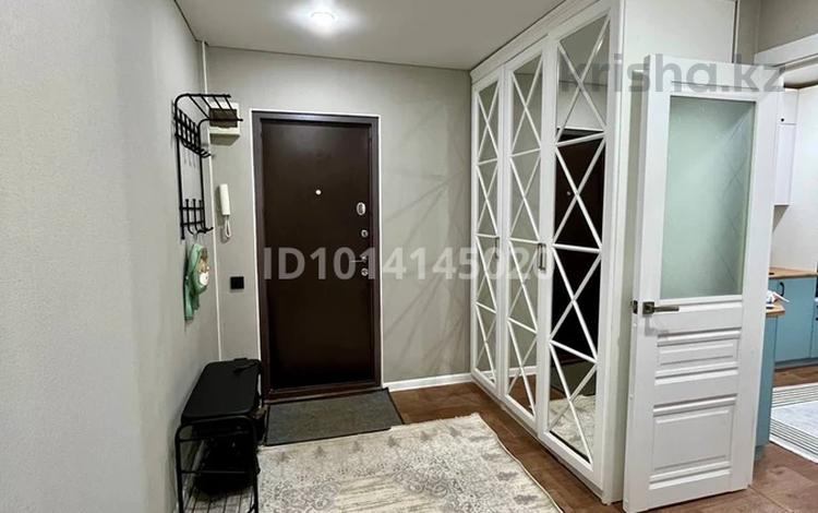 3-комнатная квартира · 70 м² · 3/5 этаж, мкр 8 — 101 стрелковой бригады за 25.5 млн ₸ в Актобе — фото 2