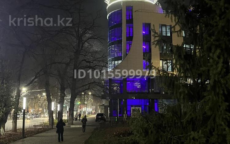 Еркін, кеңселер, дүкендер мен бутиктер, қоймалар, жқб, автосервистер мен көлік жуу, қоғамдық тамақтану орны, сұлулық салондары, ауыл шаруашылығы, монша, қонақ үй және демалыс орындары, медорталықтар мен дәріханалар, білім орталықтары, ойын-сауық · 3165 м², бағасы: ~ 6 млрд ₸ в Алматы, Алмалинский р-н — фото 2