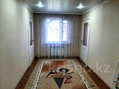 2-комнатная квартира, 44.5 м², 2/5 этаж, 6 микрорайон за 9 млн 〒 в Темиртау