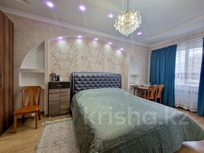 2-комнатная квартира · 92 м² · 12/18 этаж, Навои 208 — Торайгырова за 72 млн ₸ в Алматы, Бостандыкский р-н