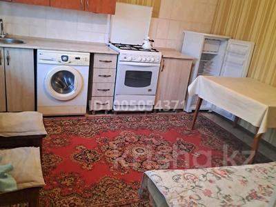 2 комнаты · 60 м² · 1 этаж, 11-й микрорайон казпнкап акына — Толстого за 120 000 ₸ в Шымкенте, Енбекшинский р-н