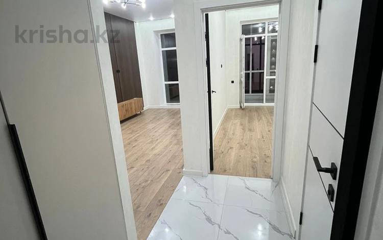 2-комнатная квартира, 40 м², 10/12 этаж, ​Чингиз Айтматов 62/1