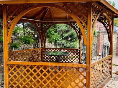 Отдельный дом · 6 комнат · 250 м² · 20 сот., Кенесарыхана 122 за 350 млн ₸ в Алматы, Наурызбайский р-н