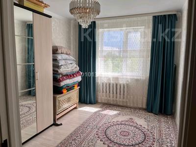 2-бөлмелі пәтер · 56 м² · 4/5 қабат, 4 мкрн 8 — Возле 4 школа, бағасы: 9 млн ₸ в Алге