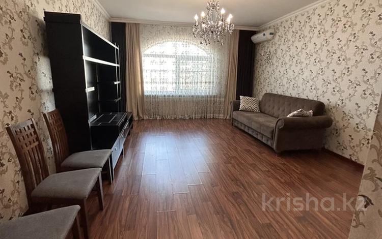 3-бөлмелі пәтер, 139 м², 9/15 қабат ай сайын, Ходжанова, бағасы: 600 000 〒 в Алматы, Бостандыкский р-н — фото 2