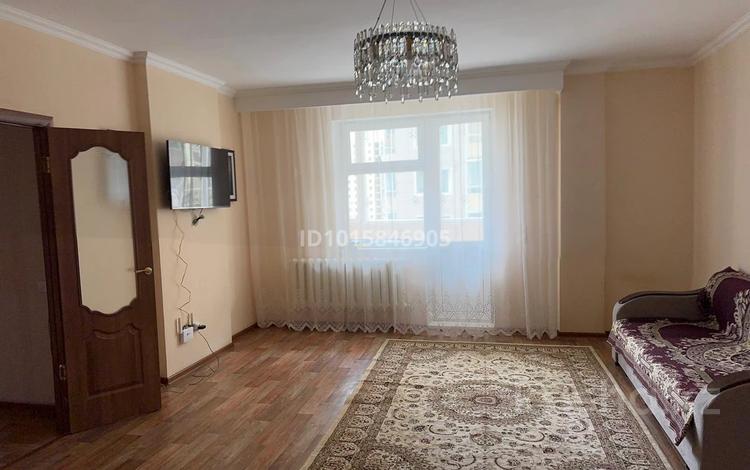 2-комнатная квартира · 67 м² · 8/14 этаж, Туркестан 4а за 280 000 ₸ в Астане, Есильский р-н — фото 2