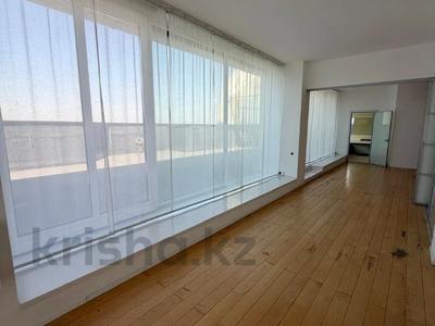 5-комнатная квартира · 350 м² · 22/24 этаж, Кожамкулова 273 за 200 млн ₸ в Алматы, Алмалинский р-н