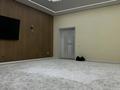 3-бөлмелі пәтер · 120 м² · 3/5 қабат, Алтын орда ш/а., Мкрн Батыс-2 29/2, бағасы: 40 млн ₸ в Актобе, мкр. Алтын орда — фото 9