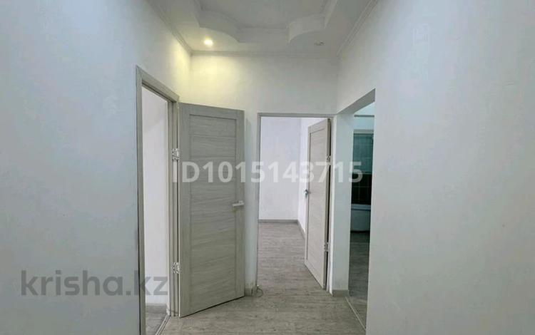 1-бөлмелі пәтер · 45 м² · 1/5 қабат, 4 микрайон — Юбилейка, бағасы: 150 000 ₸ в Конаеве — фото 2