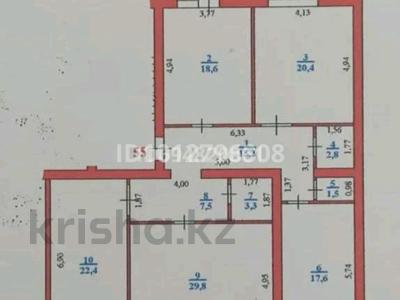 4-бөлмелі пәтер · 143 м² · 4/5 қабат, Абулхаир хана 171, бағасы: 62 млн ₸ в Уральске