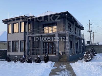 Дом · 4 комнаты · 250 м², Мусрепова за 100 000 〒 в Туздыбастау (Калинино)