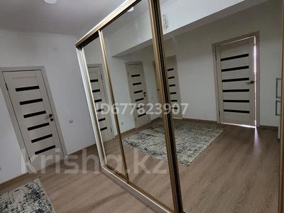 1-бөлмелі пәтер, 62 м², 4/5 қабат тәулігіне, Г.Туркестан 13 — 40 я улица, бағасы: 10 000 〒