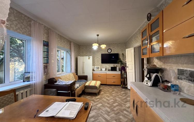 Отдельный дом · 4 комнаты · 75 м² · 7.4 сот., мкр Карасу 83 — Озерная за 39 млн ₸ в Алматы, Алатауский р-н — фото 2