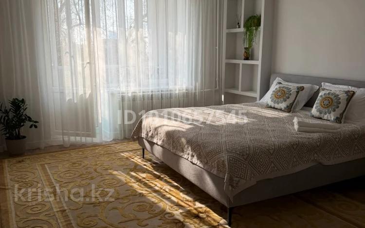 1-комнатная квартира · 45 м² · 3/5 этаж, мкр Горный Гигант, Назарбаева — Хаджимукана за 25 000 ₸ в Алматы, Медеуский р-н — фото 2