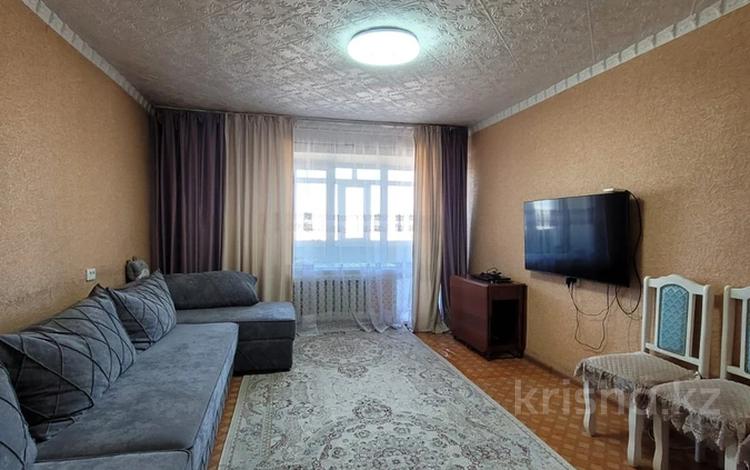 3-комнатная квартира, 68 м², 10/10 этаж, Рыскулова за 19 млн 〒 в Семее — фото 2