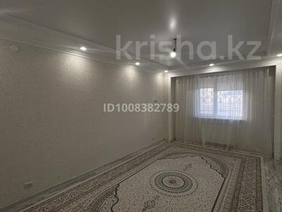2-бөлмелі пәтер · 72 м² · 1/5 қабат, 17-ш/а. 17/78/70, бағасы: 20 млн ₸ в Актау, 17-й мкр