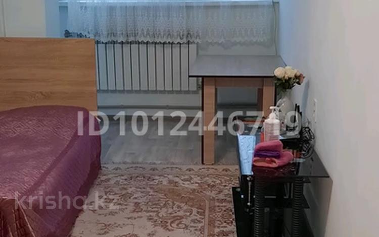 1-бөлмелі пәтер · 18 м² · 4/5 қабат, Желтоксан 20 — Напротив ДВД (бывшая черемушка), бағасы: 20 млн ₸ в Шымкенте, Аль-Фарабийский р-н — фото 2