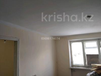 3-бөлмелі пәтер, 90 м², 2/3 қабат, Ерлик 27 — Супермаркет Лимон, бағасы: 2.5 млн 〒 в Дамса