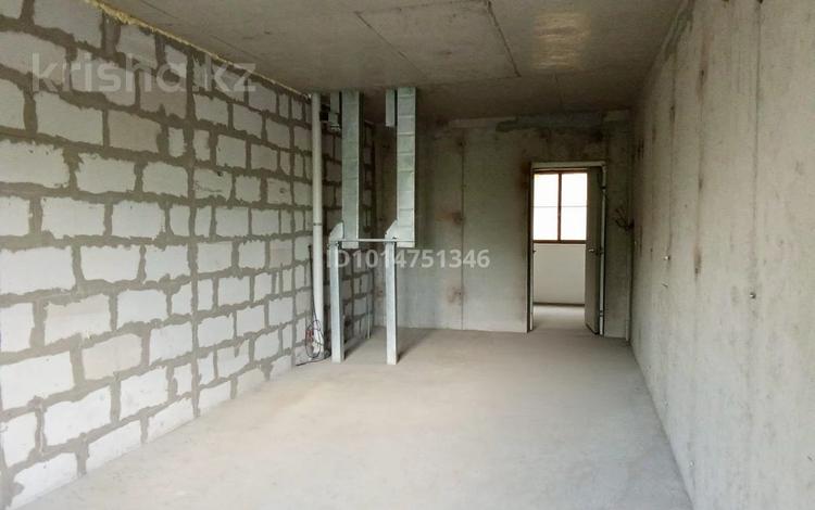 1-комнатная квартира · 35 м² · 2/12 этаж, мкр Акбулак, дарабоз 91 за 20 млн ₸ в Алматы, Алатауский р-н — фото 2
