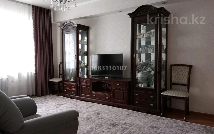 4-комнатная квартира, 70 м², 4/5 этаж, Пятницкого за 49.5 млн 〒 в Алматы, Ауэзовский р-н — фото 2