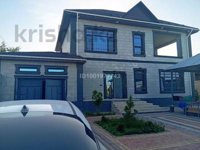 Отдельный дом · 5 комнат · 200 м² · 10 сот., мкр Акниет за 90 млн ₸ в Шымкенте, Абайский р-н
