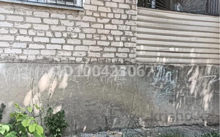 3-комнатная квартира · 60 м² · 1/5 этаж, Тәуелсіздік 26 — Асау сауда үйінің қасында за 13.5 млн 〒 в Текели — фото 2