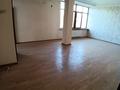 7-бөлмелі пәтер · 415 м² · 5/6 қабат, Юбилейный ш/а. 290 — Ресторан У Афанасича, бағасы: 200 млн ₸ в Алматы, Медеуский р-н — фото 16