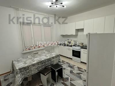 2-комнатная квартира · 78 м² · 5/5 этаж, мкр Нурсая, Мкрн Нурсая 1/5 за 170 000 〒 в Атырау