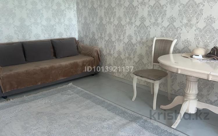 2-бөлмелі пәтер · 60 м² · 5/5 қабат, Аса ш/а., бағасы: 100 000 ₸ в Таразе, мкр Аса — фото 2