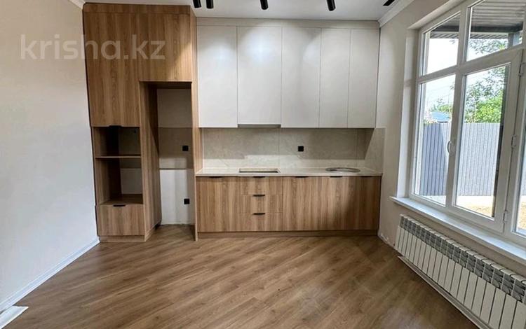 Отдельный дом · 3 комнаты · 130 м² · 4.5 сот., Абылайхана 198 за 30 млн ₸ в Каскелене — фото 2