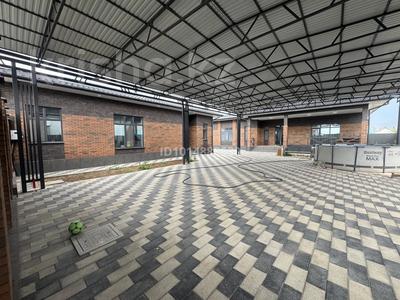 Жеке үй · 6 бөлме · 320 м² · 10 жүзд., Султан Бейбарыс 127, бағасы: 137 млн ₸ в 