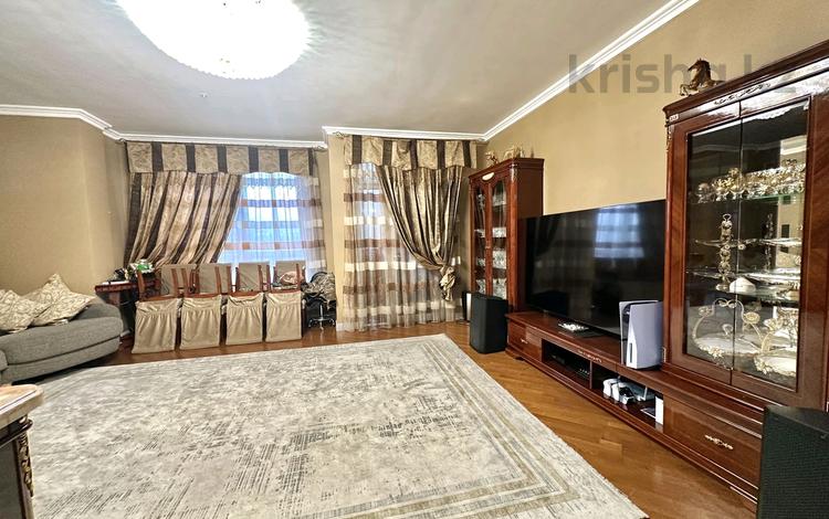 4-бөлмелі пәтер · 167.8 м² · 3/13 қабат, Аль-Фараби 95, бағасы: 135 млн ₸ в Алматы, Бостандыкский р-н — фото 57