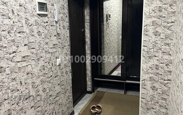 2-комнатная квартира · 60 м² · 5/5 этаж, мкр Аксай-2 — Момышулы толе би за 260 000 〒 в Алматы, Ауэзовский р-н — фото 2