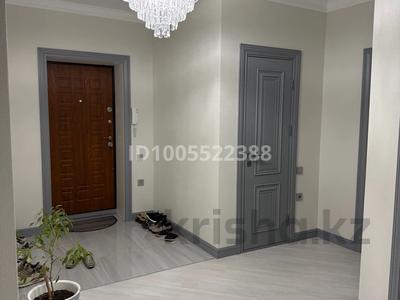2-комнатная квартира · 90 м² · 4/5 этаж, мкр. Алтын орда 21м — Мәнгілік Ел напротив Достық НИШ за 35.9 млн ₸ в Актобе