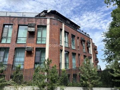 4-бөлмелі пәтер · 177.4 м² · 1/3 қабат, Керей-Жанибек хандар 87/2, бағасы: 220 млн ₸ в Алматы, Медеуский р-н