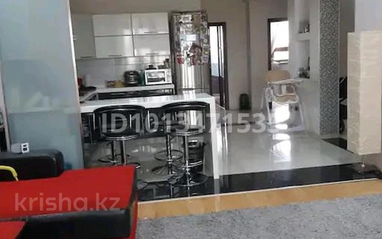 3-комнатная квартира · 120 м² · 9/10 этаж, Исаева 15 за 95 млн ₸ в Алматы, Алмалинский р-н — фото 3