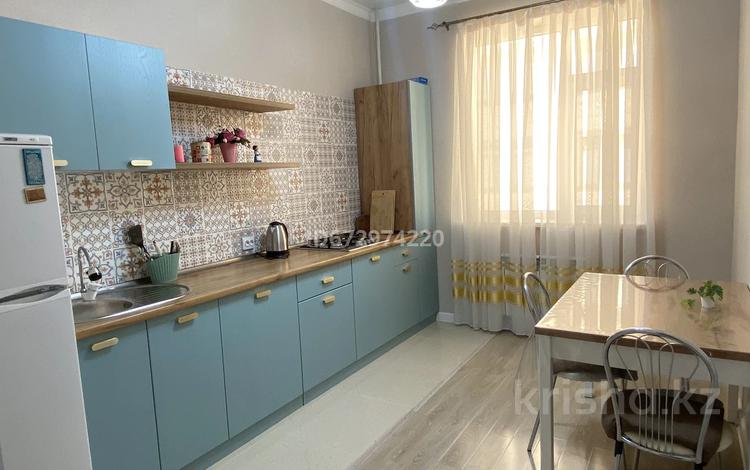 1-комнатная квартира · 46 м² · 5/7 этаж, 19-й мкр за 170 000 ₸ в Актау — фото 12