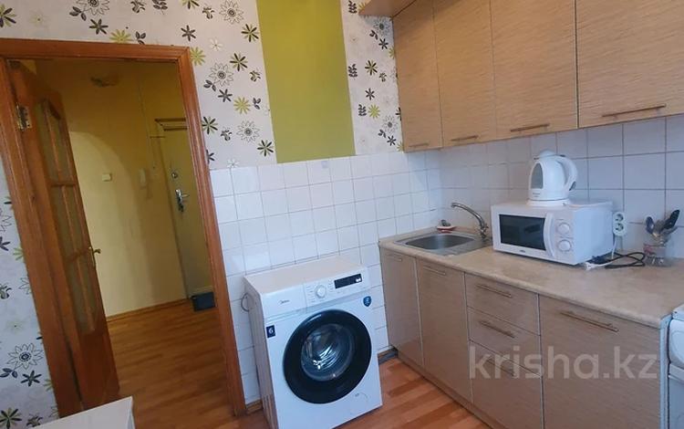 1-комнатная квартира, 41 м², 7/9 этаж помесячно, Ислама Каримова — Толе би за 180 000 〒 в Алматы, Алмалинский р-н — фото 23