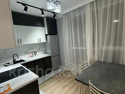 2-бөлмелі пәтер · 45 м² · 7/9 қабат · ай сайын, Толе би 285/8 к1, бағасы: 250 000 〒 в Алматы, Ауэзовский р-н