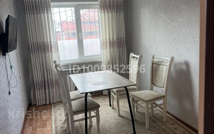 2-бөлмелі пәтер · 42 м² · 1/5 қабат, 3-й микрорайон, 3-й микрорайон 30 — Пошанов 30, бағасы: 150 000 ₸ в Шымкенте, Туран р-н — фото 3