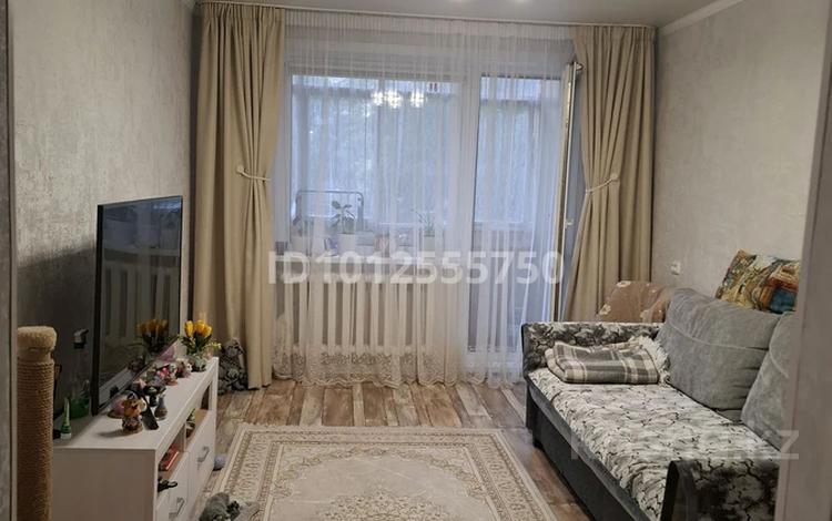2-бөлмелі пәтер · 44 м² · 2/5 қабат, Н.Абдирова 17 — 1000 мелочей, бағасы: 21 млн ₸ в Караганде — фото 2