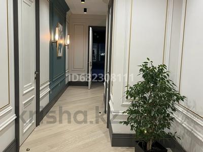 6-комнатная квартира · 190 м² · 5/18 этаж, Туркестан за 270 млн 〒 в Астане, Есильский р-н