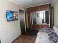 2-бөлмелі пәтер · 48 м² · 3/5 қабат, Казахстан 81 — Центральный рынок, бағасы: 12 000 ₸ в Усть-Каменогорске, Ульбинский
