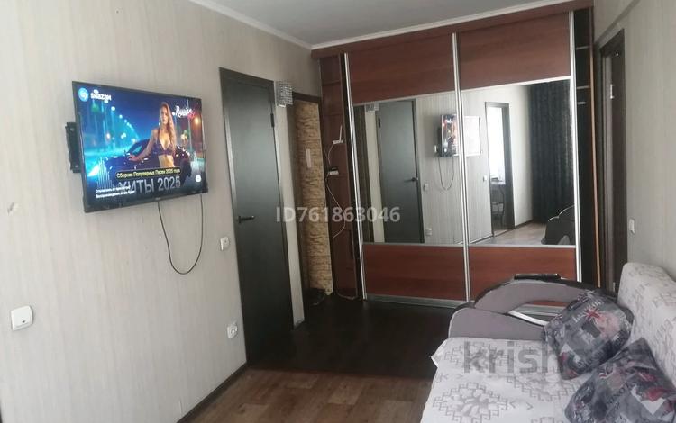 2-бөлмелі пәтер · 48 м² · 3/5 қабат, Казахстан 81 — Центральный рынок, бағасы: 12 000 ₸ в Усть-Каменогорске, Ульбинский — фото 9