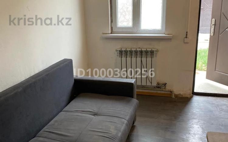 2-комнатная квартира · 30 м², мкр Акбулак, Жумабекова за 105 000 ₸ в Алматы, Алатауский р-н — фото 11