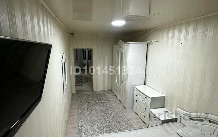 2-комнатная квартира · 50 м² · 3/4 этаж, Акпаева 59Б за 300 000 ₸ в Алматы, Жетысуский р-н — фото 2