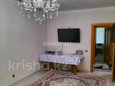 Аренда квартир в Мангистауской обл.: 3-комнатная квартира · 60 м² · 1/5 этаж · помесячно, 12-й мкр 40 — Трк Актау за 200 000 〒 3-комнатная квартира · 60 м² · 1/5 этаж · помесячно, 12-й мкр 40 — Трк Актау за 200 000 〒