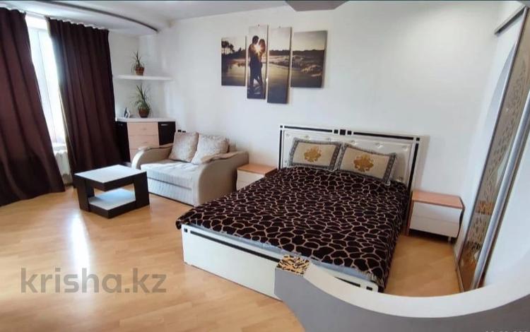 1-комнатная квартира · 30 м² · 9/9 этаж, ул. Валиханова за 15.5 млн 〒 в Семее — фото 2